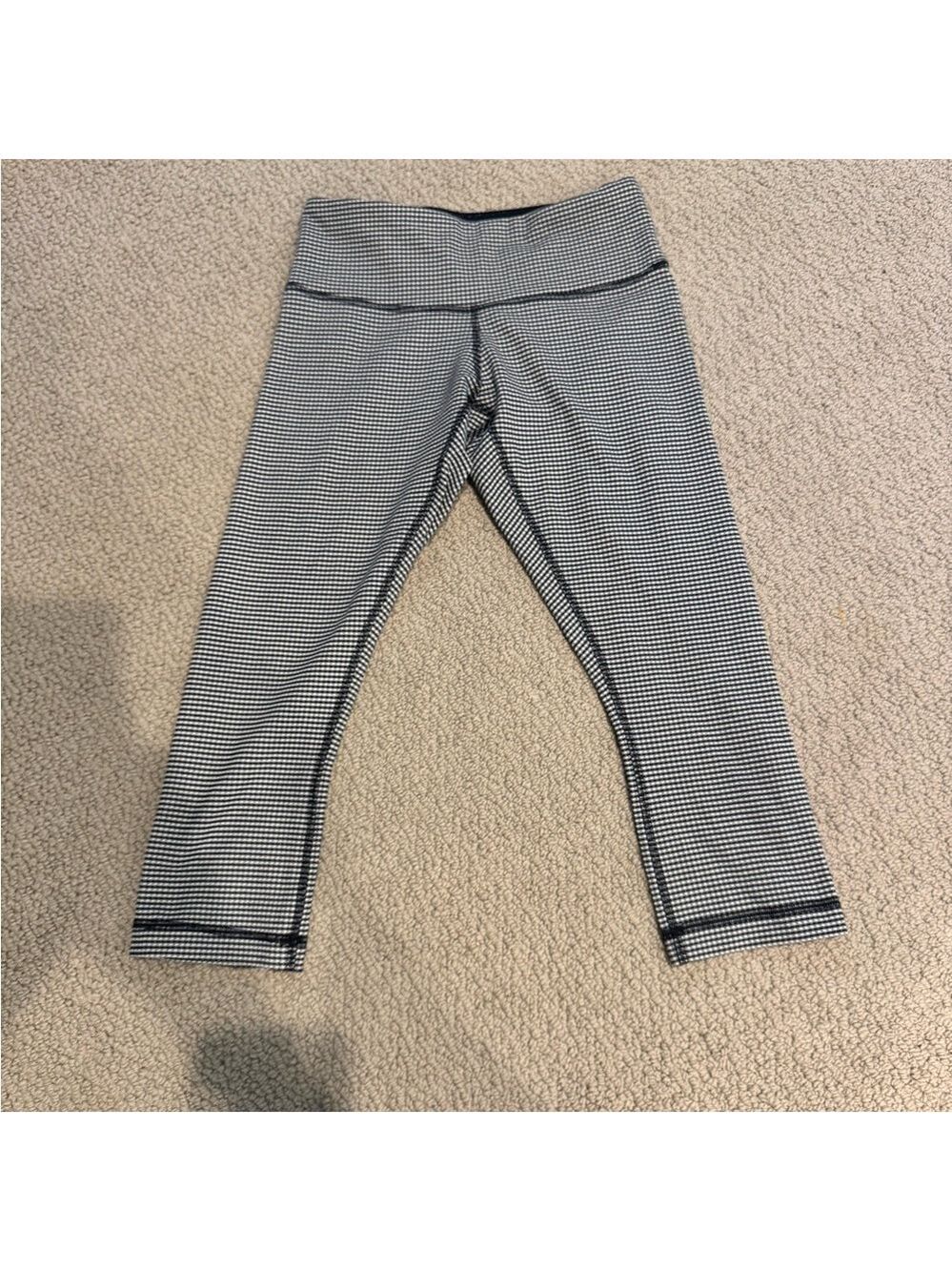 Lululemon Gingham Wunder Under Crop II - Picture 3 of 4